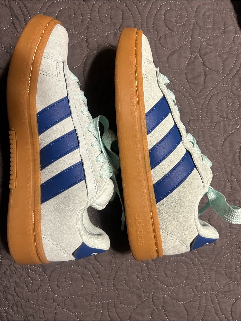 adidas Women's Grand Court Alpha 00s Sneakers Halo Mint Blue Gum Sole Size 7.5